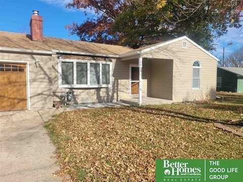 1001 E 14th Street, York, NE 68467