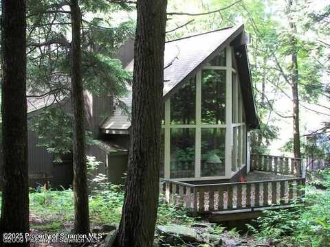 162 Fall Lane Lane, Union Dale, PA 18470