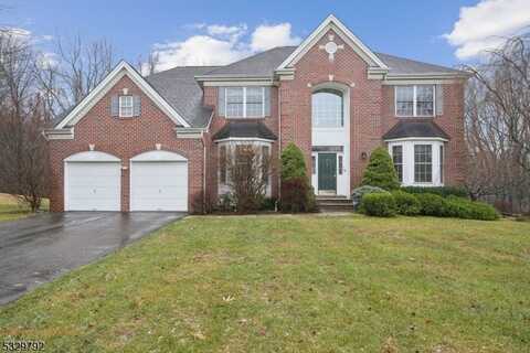 15 Shadow Hill Way, Washington, NJ 07840