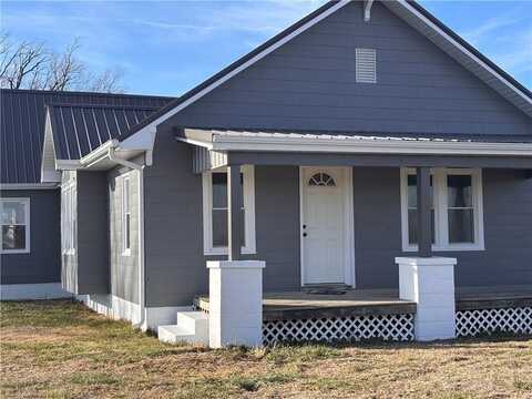 21177 SW Missouri Road, Garnett, KS 66032