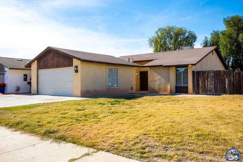 294 N 22nd St, El Centro, CA 92243