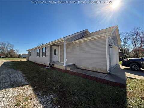 161 Sundown Lane, Milton, WV 25541