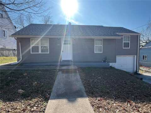 452 Bluff Drive, Saint Louis, MO 63137