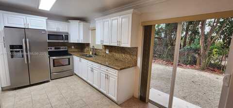 1250 SE 31st Ct, Homestead, FL 33035
