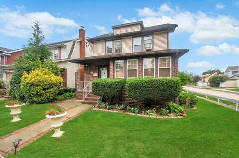 40 Harvard, Lynbrook, NY 11563