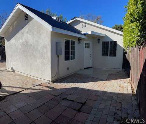 7019 Geyser Avenue, Reseda, CA 91335