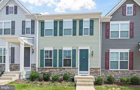 Summit Pointe, TRIANGLE, VA 22172