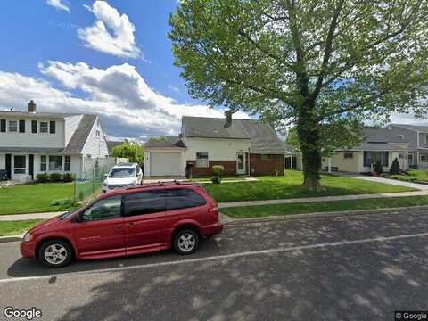 Northturn, LEVITTOWN, PA 19054