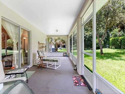 12Th, VERO BEACH, FL 32968