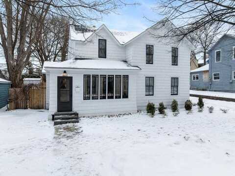 609 Elizabeth, Petoskey, MI 49770