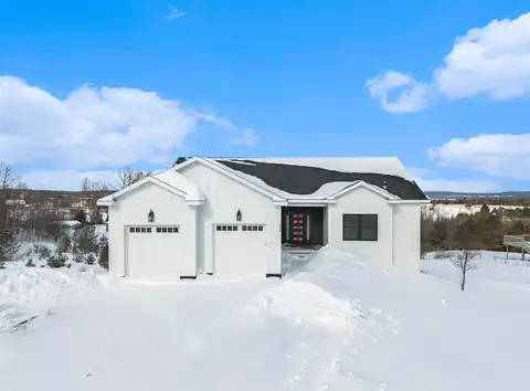 358 N Harbor View, Petoskey, MI 49770