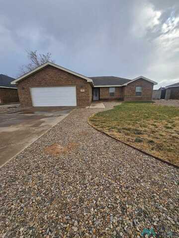 601 Almond Tree Lane, Clovis, NM 88101