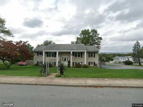 Maple, EPHRATA, PA 17522