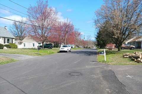 Hilltop, POTTSTOWN, PA 19464