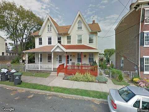 1St, PHOENIXVILLE, PA 19460