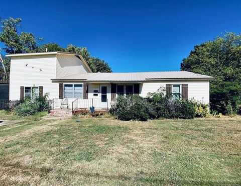 521 W Hickory Street, Stilwell, OK 74960