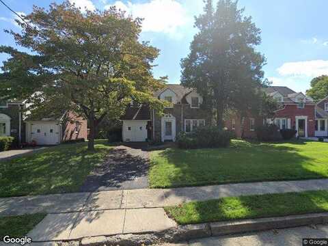 Greenwood, LANSDOWNE, PA 19050