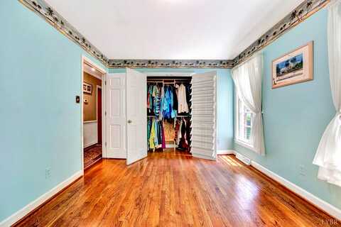 Doyle, LYNCHBURG, VA 24503