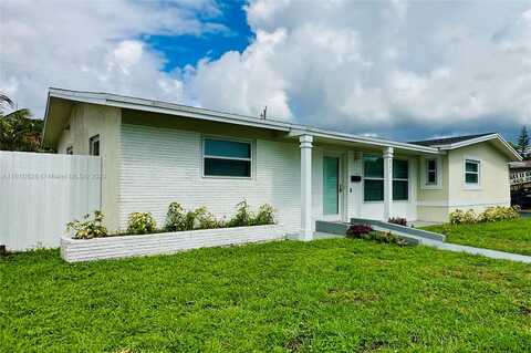 8Th, DANIA, FL 33004