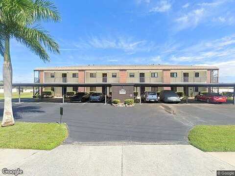 Country Club, CAPE CORAL, FL 33904