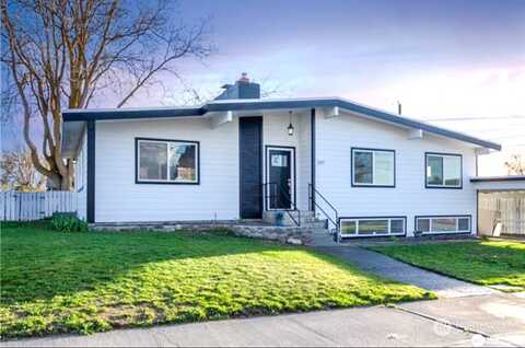 Inglewood, MOSES LAKE, WA 98837