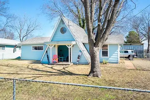 Pat, POTTSBORO, TX 75076