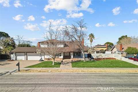 Avenue L, LANCASTER, CA 93534