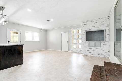 Ouida, WACO, TX 76705