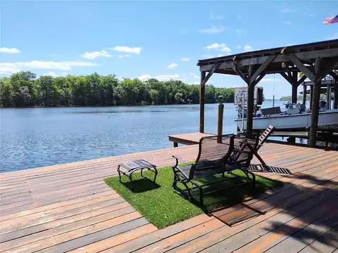 Claire, ASTOR, FL 32102