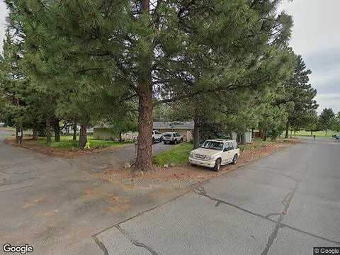 Nisika, BEND, OR 97702