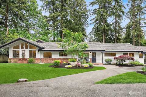 132Nd, BELLEVUE, WA 98005