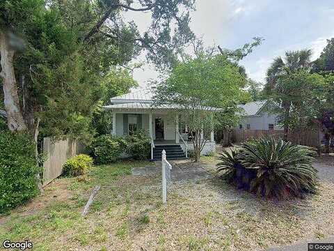 5Th, APALACHICOLA, FL 32320