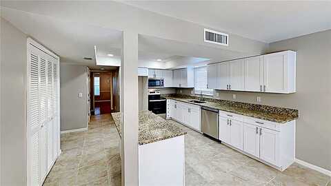 Shadow, LAKELAND, FL 33813