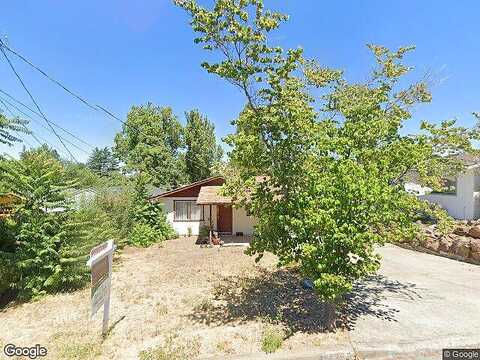 Lawnridge, MEDFORD, OR 97504