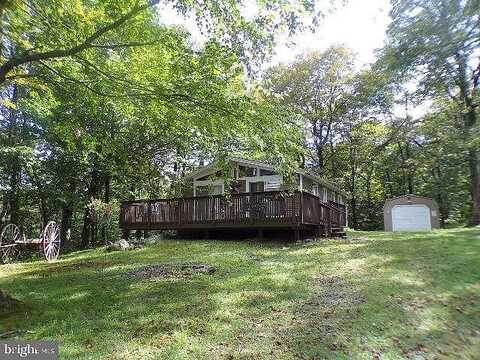 Lookout Point, CANADENSIS, PA 18325