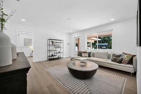 2Nd, FORT LAUDERDALE, FL 33334