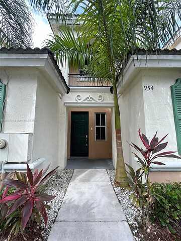 42Nd, HOMESTEAD, FL 33033