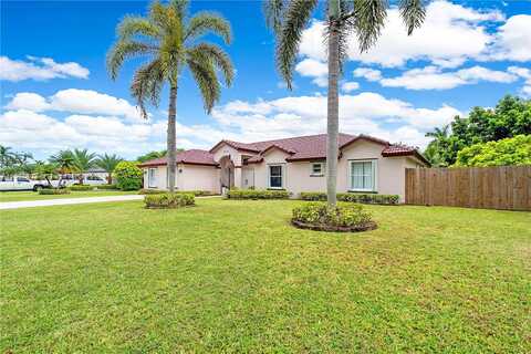 158Th, HOMESTEAD, FL 33033