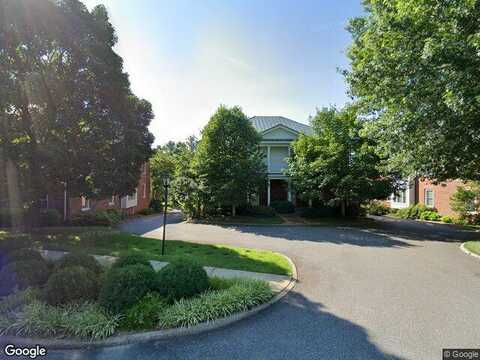 Worthington Dr, Charlottesville, VA 22903