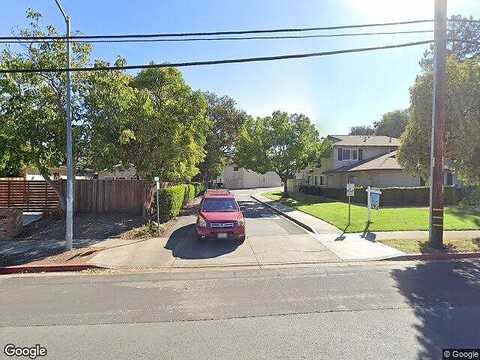 Mohr Ln, Concord, CA 94518