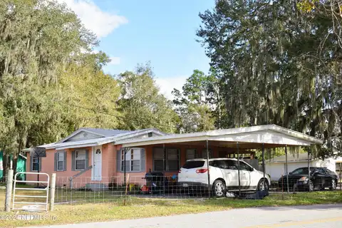 Crill, PALATKA, FL 32177