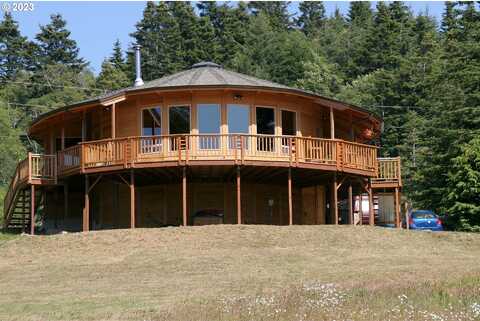 Coy Creek, GOLD BEACH, OR 97444