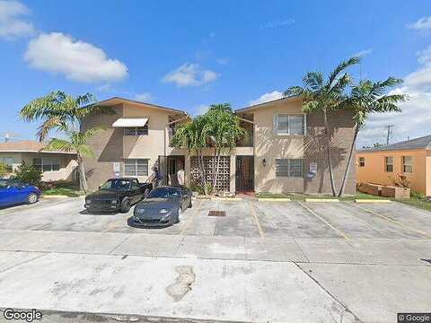 Mayo St, Hollywood, FL 33020