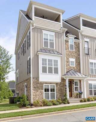 Golf Dr, Crozet, VA 22932