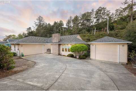 Circle Dr, Pacific City, OR 97135