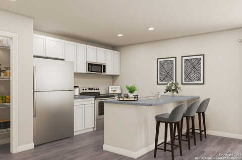 Orchard Oks, Seguin, TX 78155