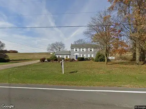 Greensburg Pike, West Newton, PA 15089