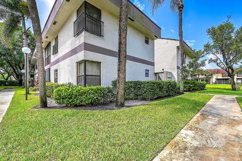 Carambola Circle N, Coconut Creek, FL 33066