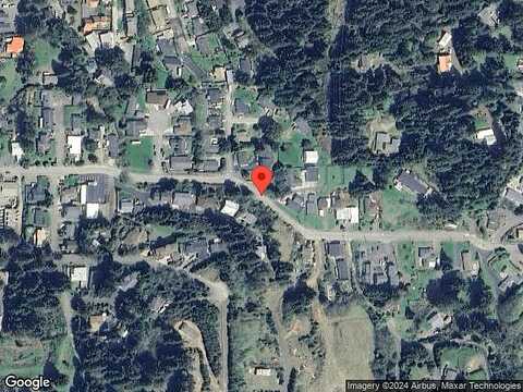 11Th St, Gold Beach, OR 97444