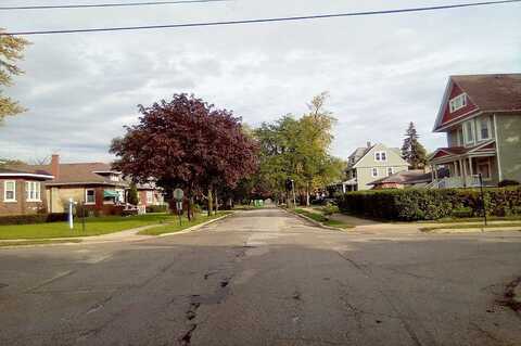 16Th, MAYWOOD, IL 60153